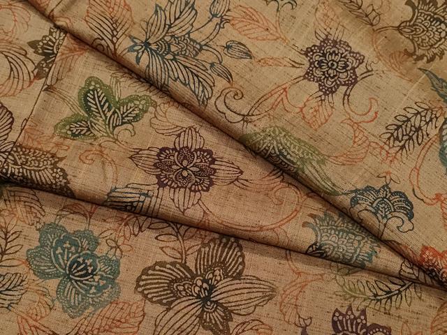 平和屋着物●上質な小紋　紬地　型染め　更紗花唐草文　正絹　逸品　CAAZ8271vf