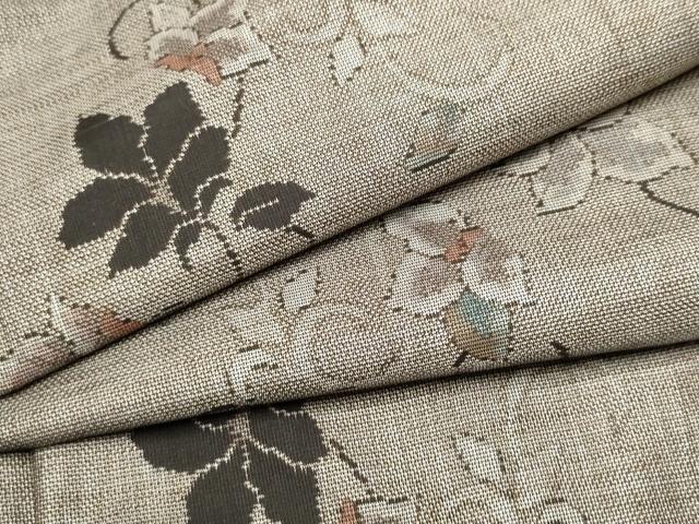 平和屋着物●本場大島紬　9マルキ　更紗花唐草文　正絹　逸品　CABA1186hy