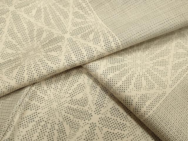 平和屋着物●本場大島紬　東郷織物謹製　白大島　160亀甲　菱花間道　さが美扱い　正絹　逸品　CABA1279gh