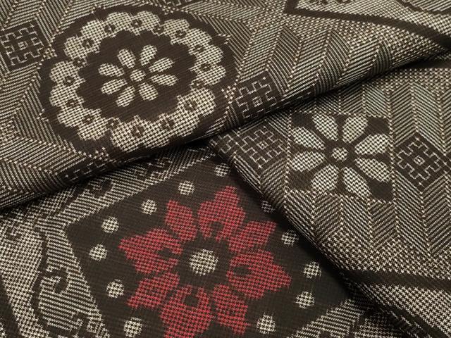 平和屋着物●本場大島紬　龍郷絣　菱吉祥花文　正絹　逸品　CABA1439gh