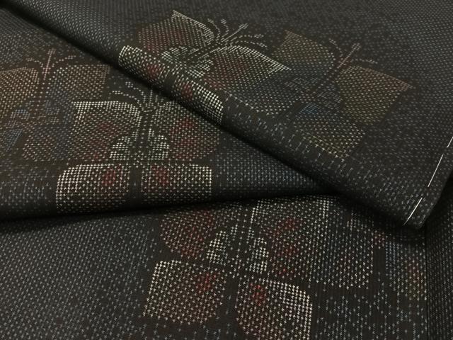 平和屋着物●本場大島紬　7マルキ　舞蝶文　正絹　逸品　未使用　CABA4790vp