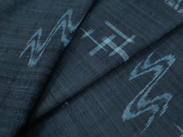 平和屋着物●上質な紬　絣文様　小田急百貨店扱い　正絹　逸品　CABA6228yc