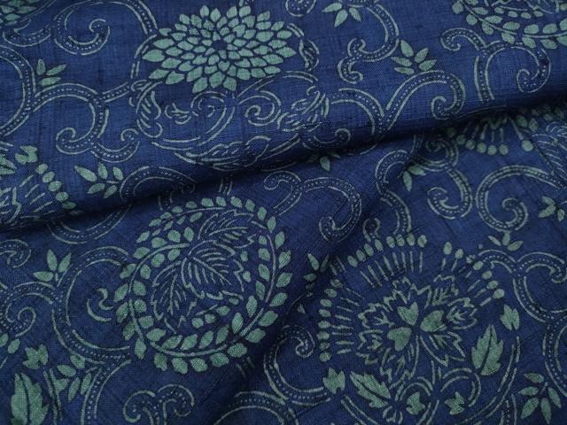 平和屋着物●生紬　藍　型染め　花唐草文　正絹　逸品　CABA8213ut