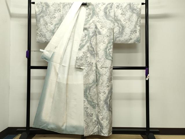 平和屋着物●名門　藤娘きぬたや・総絞り　藤娘大島しぼり　本場大島紬　白大島　9マルキ　花唐草文　正絹　逸品　CABB0191gh_2