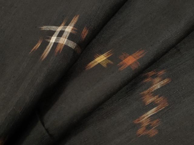 平和屋着物●国指定重要無形文化財　本場久米島紬　手織　正絹　逸品　CABB4136yc