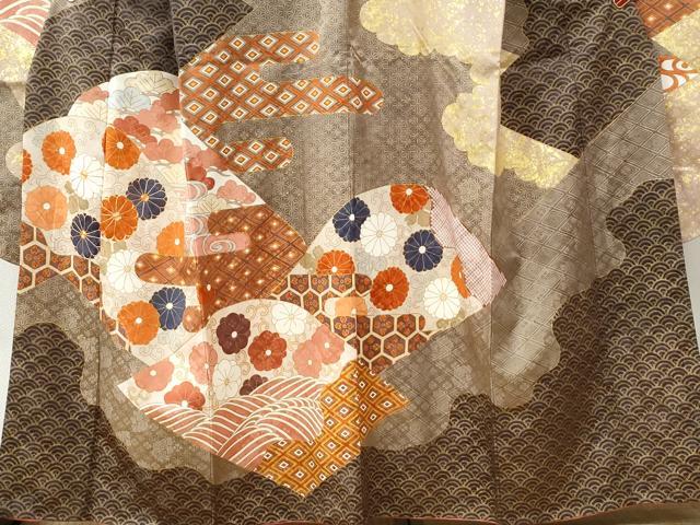 平和屋着物○豪華振袖・長襦袢セット 駒刺繍 吉祥花唐草文 金彩 正絹