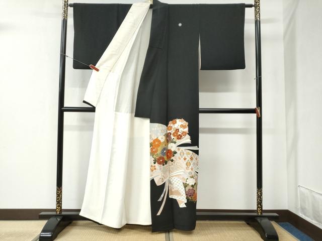 平和屋着物●創業460年・千總　黒留袖　駒刺繍　鬘帯吉祥草花丸文　金彩　大丸扱い　正絹　逸品　CABB4506yc_1