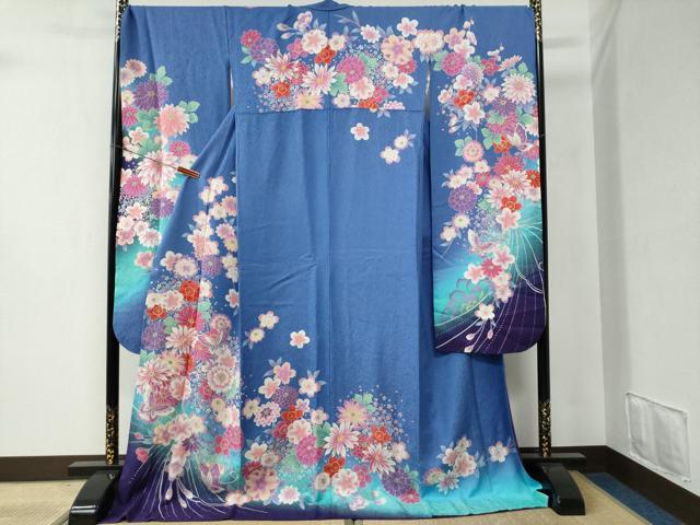 平和屋着物●豪華振袖　駒刺繍　花蝶文　暈し染め　金彩　正絹　逸品　CABB4673yc 平和屋着物○豪華振袖 駒刺繍 花蝶文 暈し染め 金彩 正絹 逸品