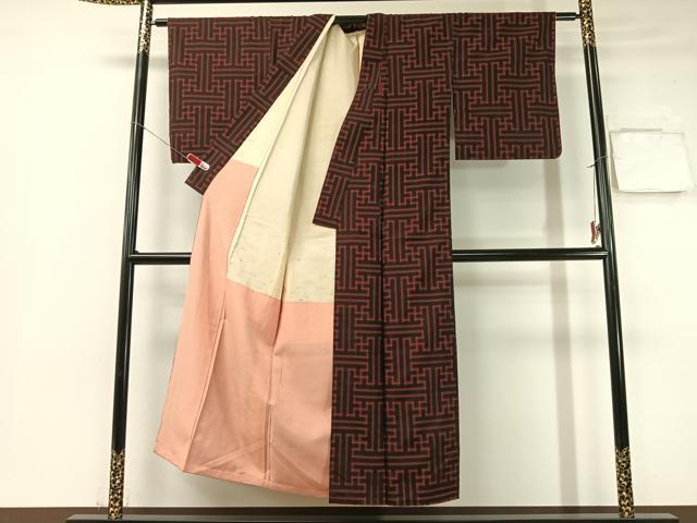 平和屋着物●本場大島紬　アンサンブル　龍郷絣　秋名バラ　正絹　逸品　CABB5029vp_2
