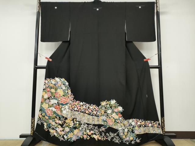 平和屋着物●豪華黒留袖　友禅　作家物　草花文　正絹　逸品　未使用　CABC2072ut