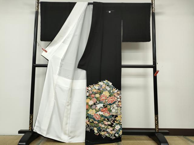 平和屋着物●豪華黒留袖　友禅　作家物　草花文　正絹　逸品　未使用　CABC2072ut_1