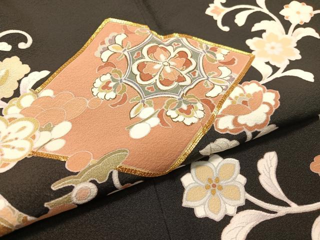 平和屋着物●創業460年・千總　黒留袖　駒刺繍　道長雪輪更紗菱文　金彩　三越扱い　正絹　逸品　CABC2698vp