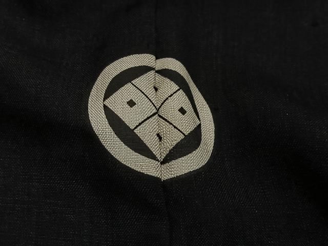 平和屋着物∞男性　長羽織　紬地　黒紋付　正絹　逸品　CABC3178ua_5