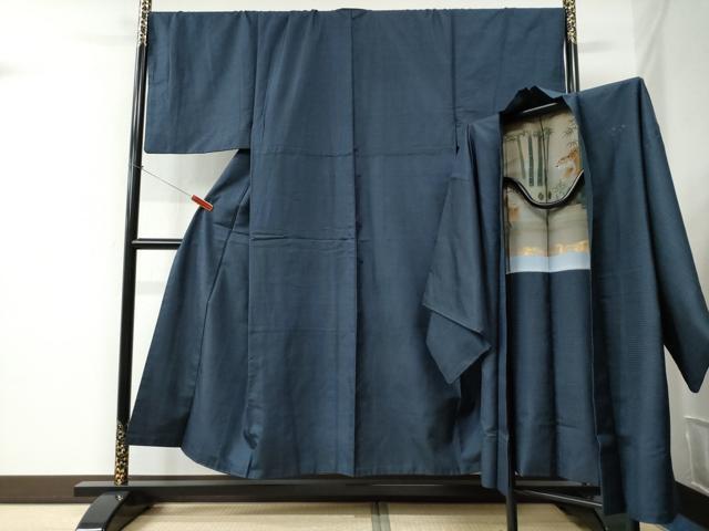 平和屋着物●男性　本場大島紬　アンサンブル　100亀甲　総詰め　羽裏：虎　正絹　逸品　CABC6571yc