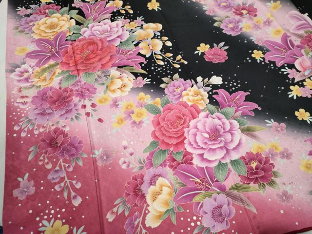平和屋着物●豪華振袖　刺繍　牡丹花文　ラメ糸　黒地　銀彩　正絹　逸品　CABC6766yc 平和屋着物○豪華振袖 刺繍 牡丹花文 ラメ糸 黒地 銀彩 正絹 逸品