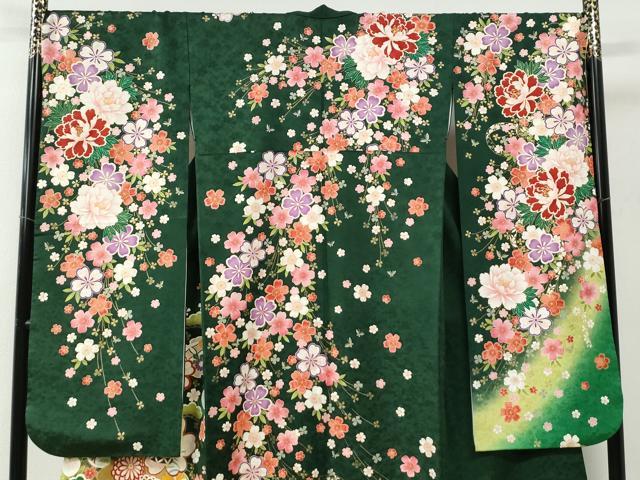 平和屋着物●豪華振袖　駒刺繍　雪輪毬牡丹花文　暈し染め　金彩　正絹　逸品　CABC6864yc_1