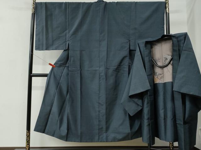 平和屋着物●男性　本場大島紬　アンサンブル　100亀甲　総詰め　羽裏：虎　正絹　逸品　CABC6998yc