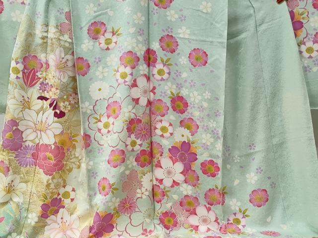 平和屋着物●豪華振袖　花蝶文　暈し染め　銀通し地　仮絵羽　逸品　未使用　CABC7128yc_2