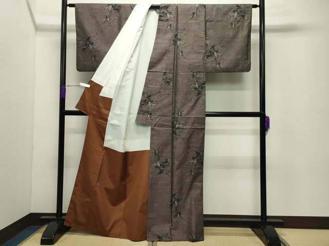 平和屋着物●本場大島紬　9マルキ　枝花文　正絹　逸品　CABC8250gh_2