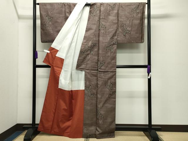 平和屋着物●本場大島紬　7マルキ　舞蝶文　正絹　逸品　CABC8266gh 平和屋着物○本場大島紬 7マルキ 舞蝶文 正絹 逸品 CABC8266ghの通販は