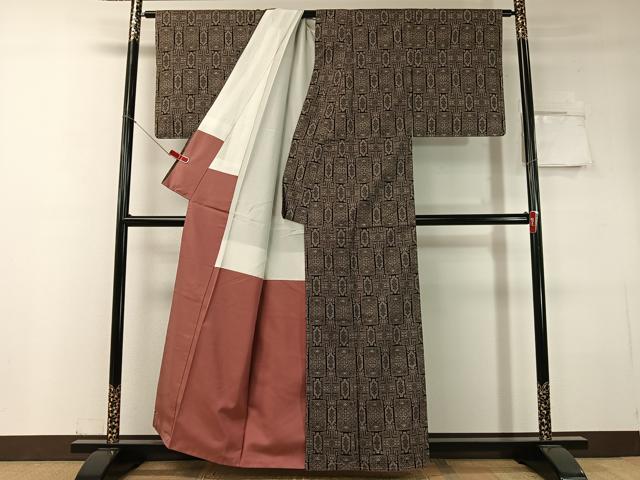 平和屋着物●本場大島紬　割り込み絣　幾何学文様　正絹　逸品　未使用　CABC9910vp_2
