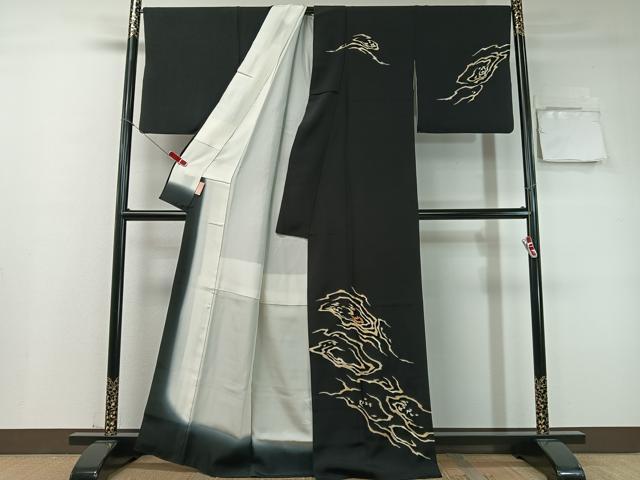 平和屋着物●訪問着　駒刺繍　霞文　黒地　金銀彩　正絹　逸品　CABC9972vp_1