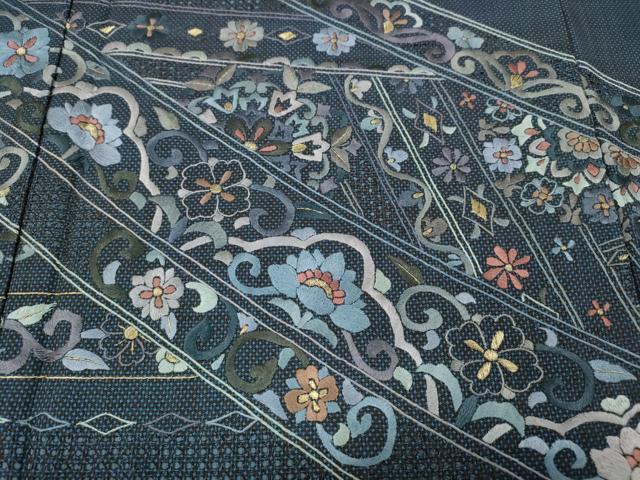 平和屋着物●中国三大刺繍　スワトウ刺繍　総刺繍　色留訪問着　本場大島紬　吉祥花文　金糸　正絹　逸品　CABD0080ut_2