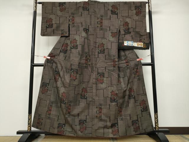 平和屋着物○本場大島紬 9マルキ 泥染め 色紙重ね花文 証紙付き 正絹