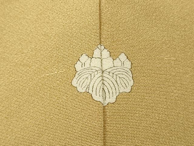 平和屋着物○上質な色無地 芥子色 お召縮緬 正絹 逸品 CABD0264utの