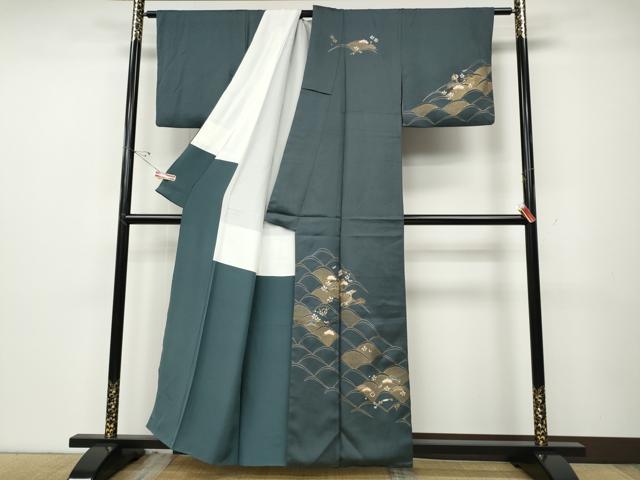 平和屋着物●訪問着　駒刺繍　宝尽くし松花文　金彩　正絹　逸品　CABD7457ut 平和屋着物○訪問着 駒刺繍 宝尽くし松花文 金彩 正絹 逸品 CABD7457ut