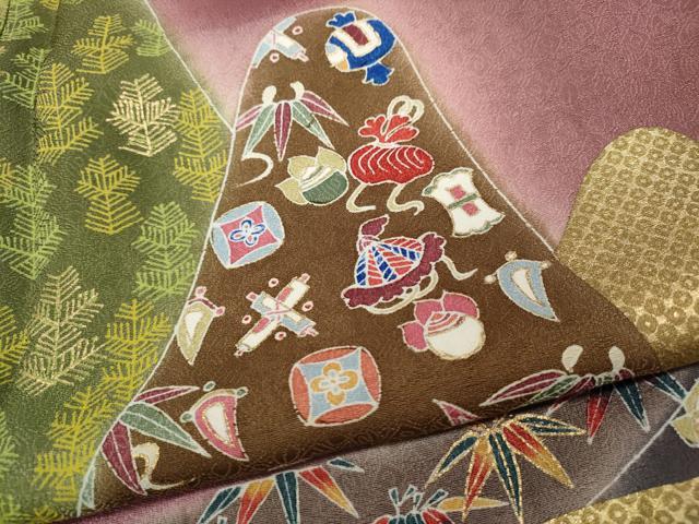 平和屋着物●訪問着　遠山宝尽くし松文　暈し染め　金彩　正絹　逸品　未使用　CABD7472ut 平和屋着物○訪問着 遠山宝尽くし松文 暈し染め 金彩 正絹 逸品 未使用