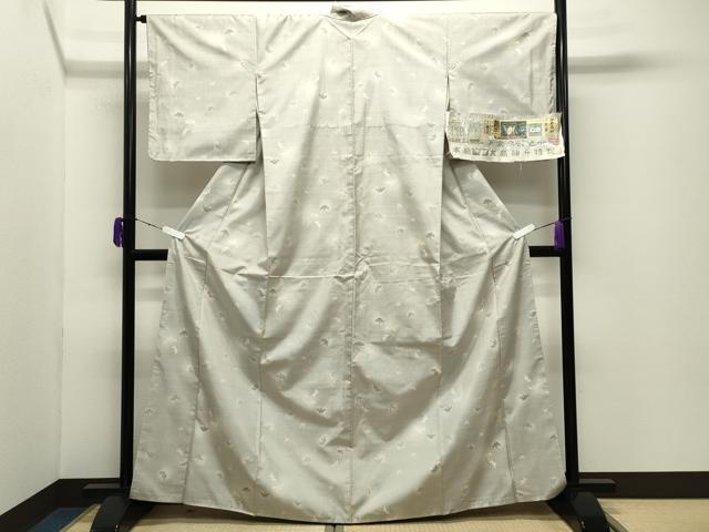 平和屋着物●本場大島紬　白大島紬　桑原織物 二代目　桑原啓之介　9マルキ　銀杏　証紙付き　正絹　逸品　CABD9135gh_1