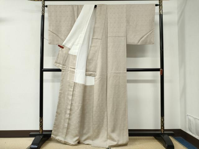 平和屋着物●上質な色無地　紗綾形草花地紋　浅黄色　正絹　逸品　CABE2128yc 平和屋着物○上質な色無地 紗綾形草花地紋 浅黄色 正絹 逸品