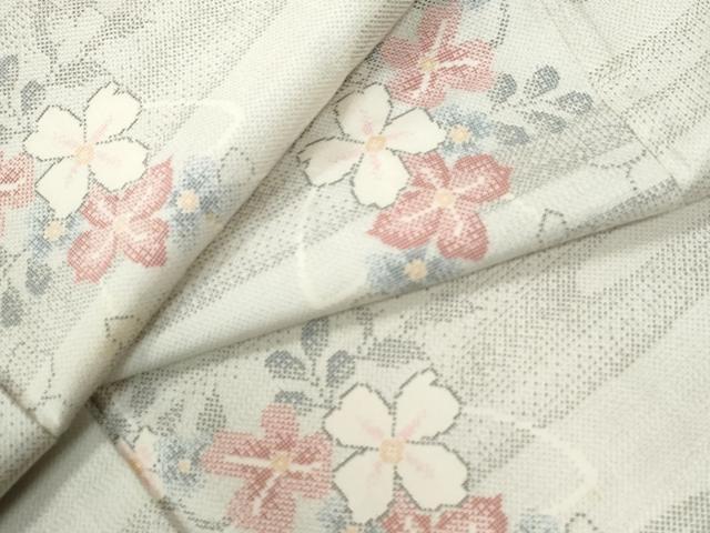 平和屋着物●本場大島紬　白大島　9マルキ　エ霞草花文　正絹　逸品　CABE2155yc