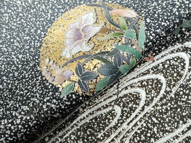 平和屋着物●訪問着　流水飛鶴草花丸文　たたき染め　金彩　正絹　逸品　CABE2232yc