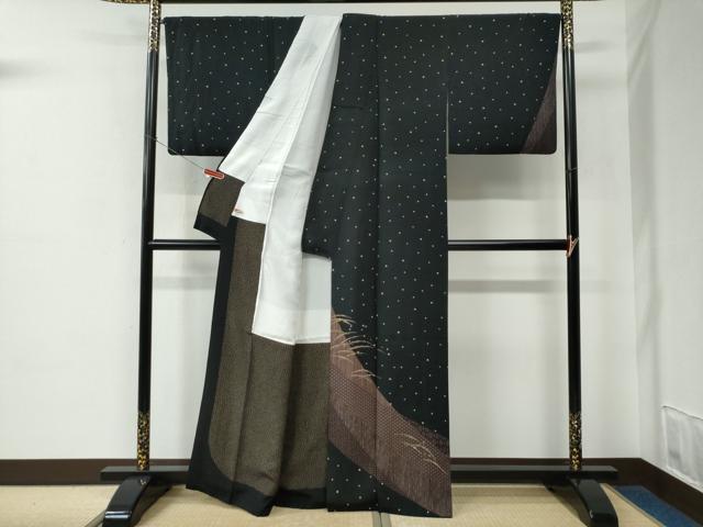 平和屋着物●伝統工芸士 染谷梅治　訪問着　芝草花菱文　黒地　さが美扱い　正絹　逸品　CABE2274yc_1