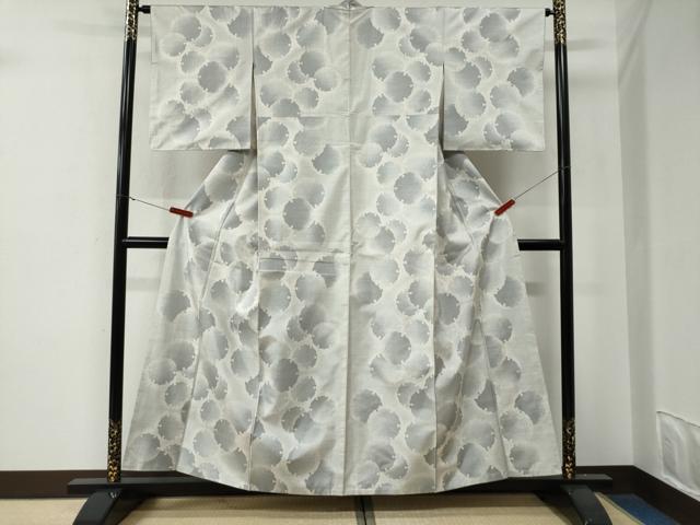 平和屋着物●本場大島紬　白大島　9マルキ　雪輪文　正絹　逸品　CABE3022yc_1