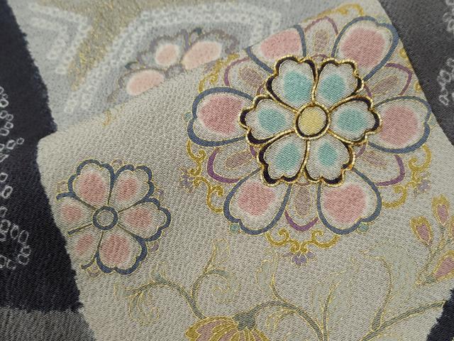 平和屋着物●上質な小紋　胴抜き仕立て　駒刺繍　絞り　吉祥花唐草文　金彩　鬼しぼ縮緬　正絹　逸品　CABE3167yc_5