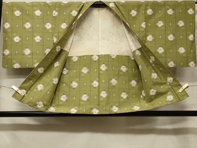 平和屋着物＃羽織　紬地　格子草花文　黄八丈　反端付き　正絹　逸品　CABE5322in 平和屋着物＃羽織 紬地 格子草花文 黄八丈 反端付き 正絹 逸品