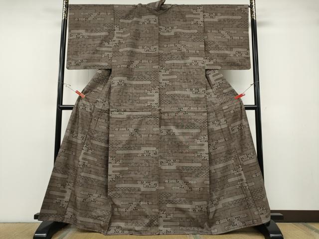 平和屋着物●本場大島紬　9マルキ　エ霞吉祥花文　正絹　逸品　CABF3345ut_1