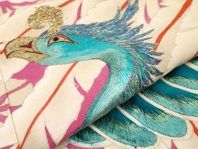 平和屋着物○アンティーク 大正ロマン 駒刺繍 孔雀羽牡丹文 金彩 正絹 逸品