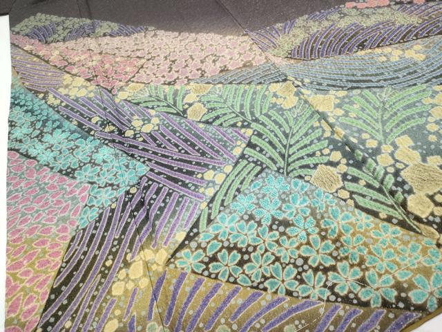 平和屋着物○十日町 名門 滝泰謹製 中国三大刺繍 相良刺繍 訪問