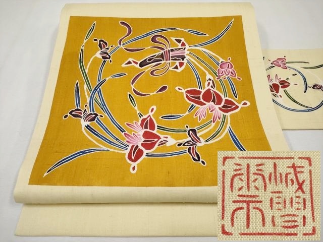 平和屋本店■希少　城間栄市　本場琉球紅型　九寸名古屋帯　紬地　色紙草花文　砥粉色地　やまと誂製　逸品　CYAA1700s5