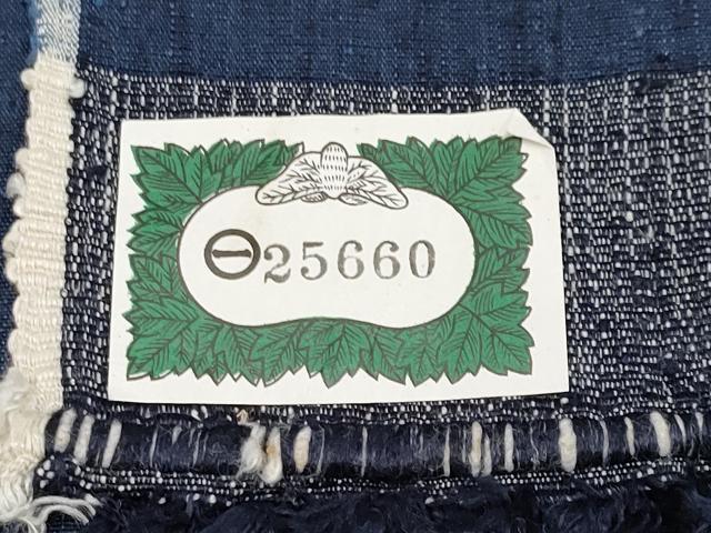 極美品　結城紬 紺ネイビー モダン 幾何学 美品 絽目 証書付 極美品 結城紬 紺ネイビー モダン 幾何学 美品 絽目 証書付 結城紬 紺