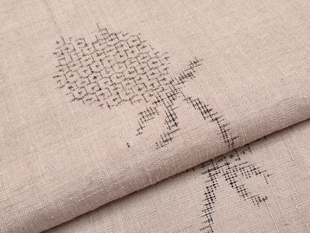 平和屋本店□極上 本場結城紬 重要無形文化財 80亀甲 舞花文 梅