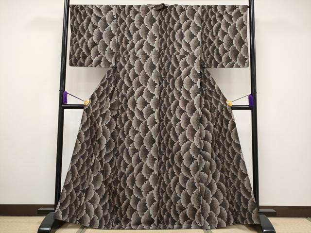 平和屋着物□本場大島紬 泥染め 9マルキ 地空き 雪輪草花間道