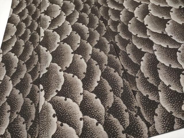 平和屋本店□極上 本場大島紬 9マルキ 泥染め 雪輪重ね文 田畑絹