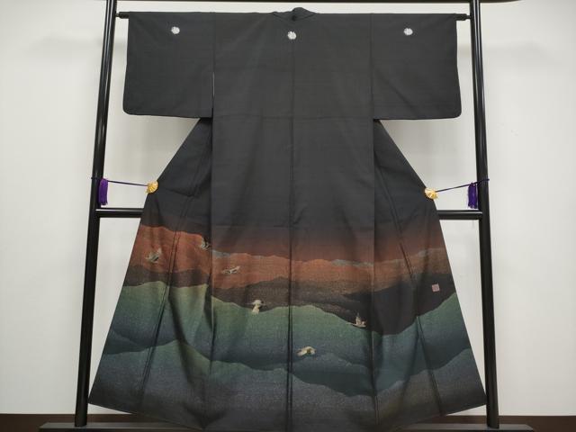 平和屋着物■極上　伝統工芸士　曽根武勇　黒留袖　紬地　寿光織　遠山飛鶴文　金糸　逸品　CYAA3035s5
