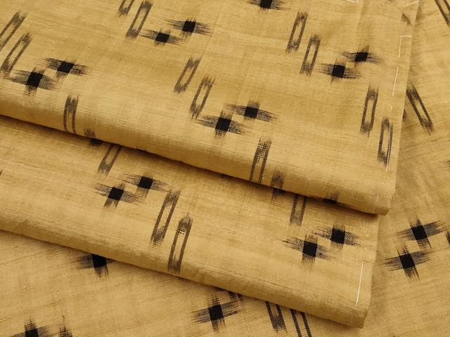 平和屋着物■極上　国指定重要無形文化財　本場久米島紬　手織　単衣　黄土色地　逸品　未使用　CYAA3336s5