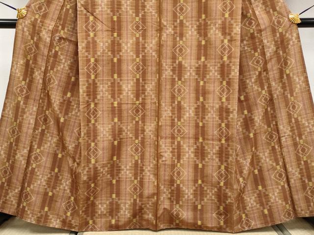 平和屋本店□極上 本場琉球絣 紬 草木染 カテキュー染 大城カメ作 証紙